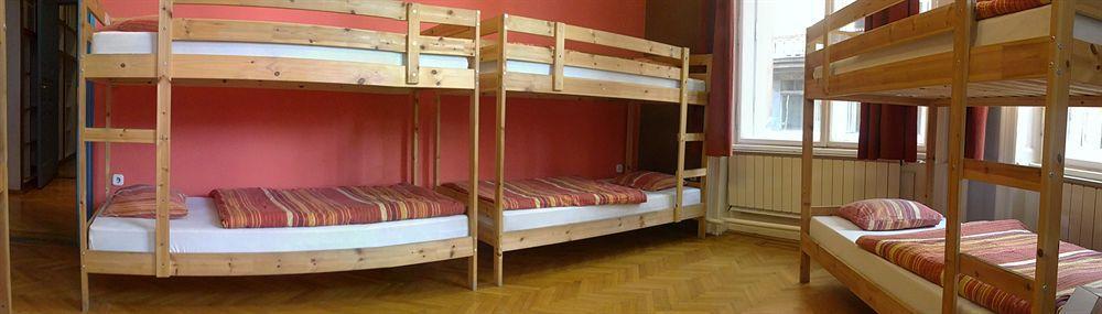 All-Central Hostel Будапеща Екстериор снимка