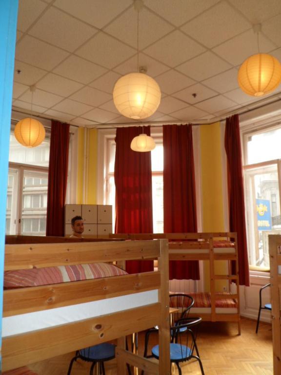 All-Central Hostel Будапеща Стая снимка